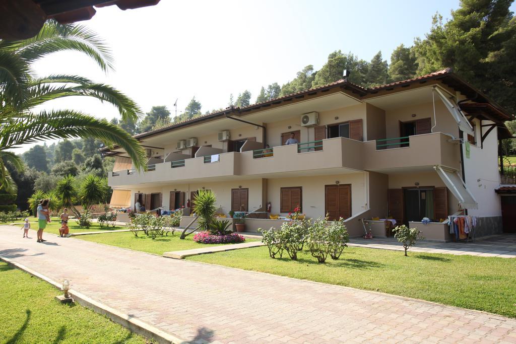 Elena Apartments & Studios Βουρβουρού Εξωτερικό φωτογραφία