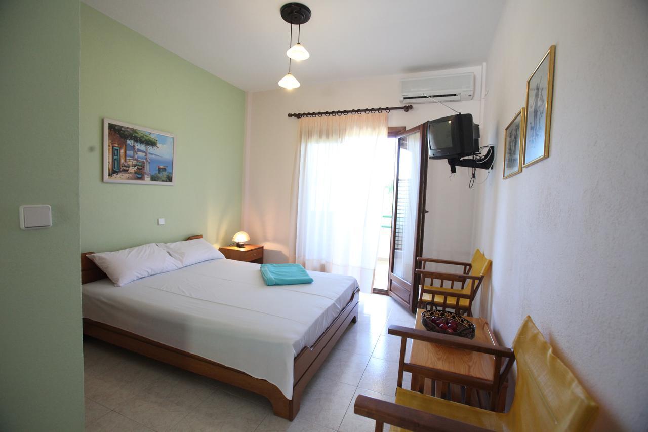 Elena Apartments & Studios Βουρβουρού Εξωτερικό φωτογραφία